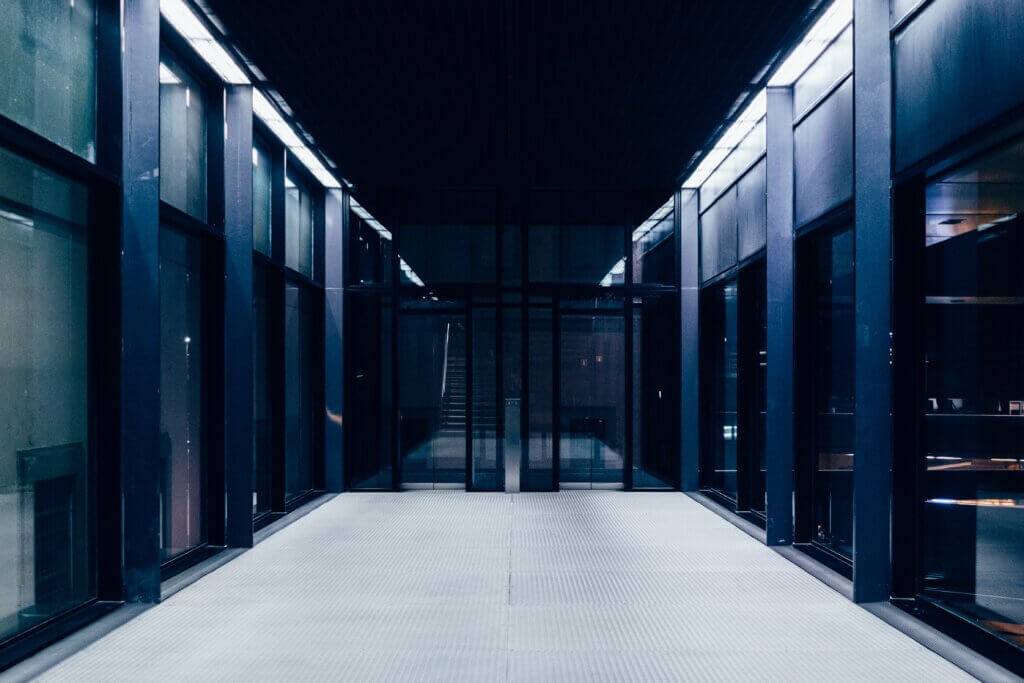 Server room by Paul Hanaoka S0xabtakvak Unsplash